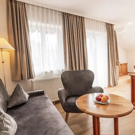 Seeböckenhotel Zum Weißen Hirschen-2